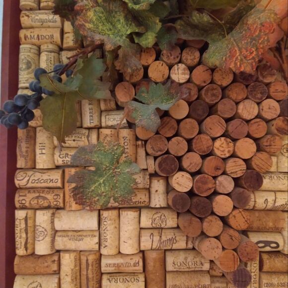 Wine 🍷 CORKS 100 Used great condition for crafts etc. - Picture 4 of 9